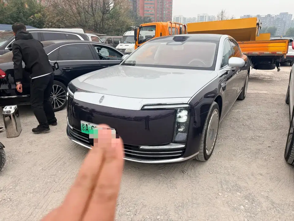 Zunjie S800 Model Extended Range Starlight Executive Edition 4-seater 2025