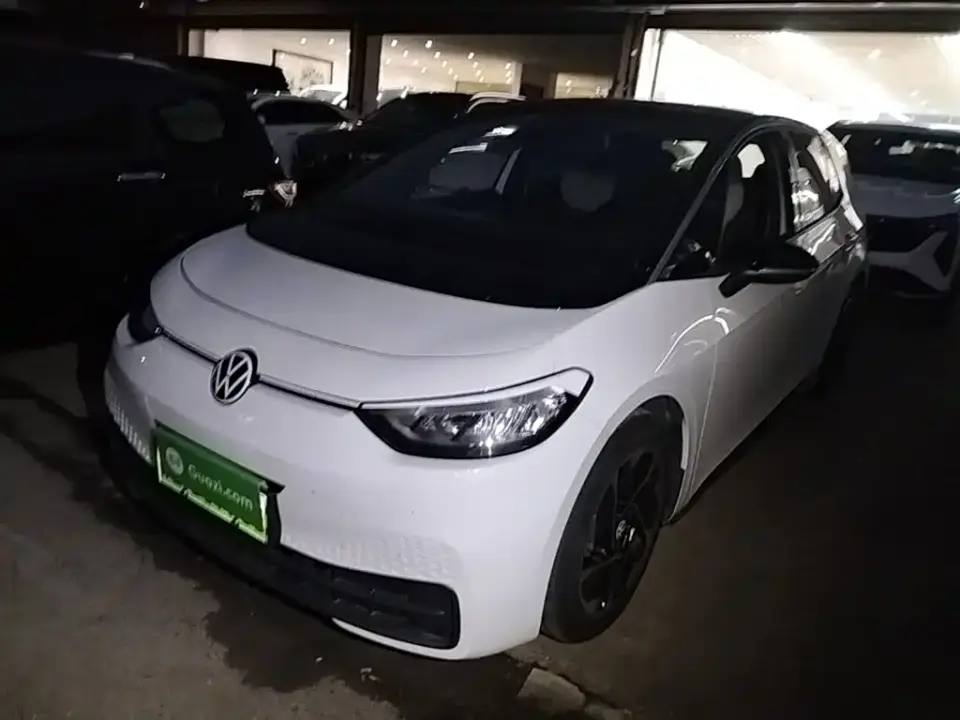 Volkswagen ID.3 Smart Outstanding Edition 2024