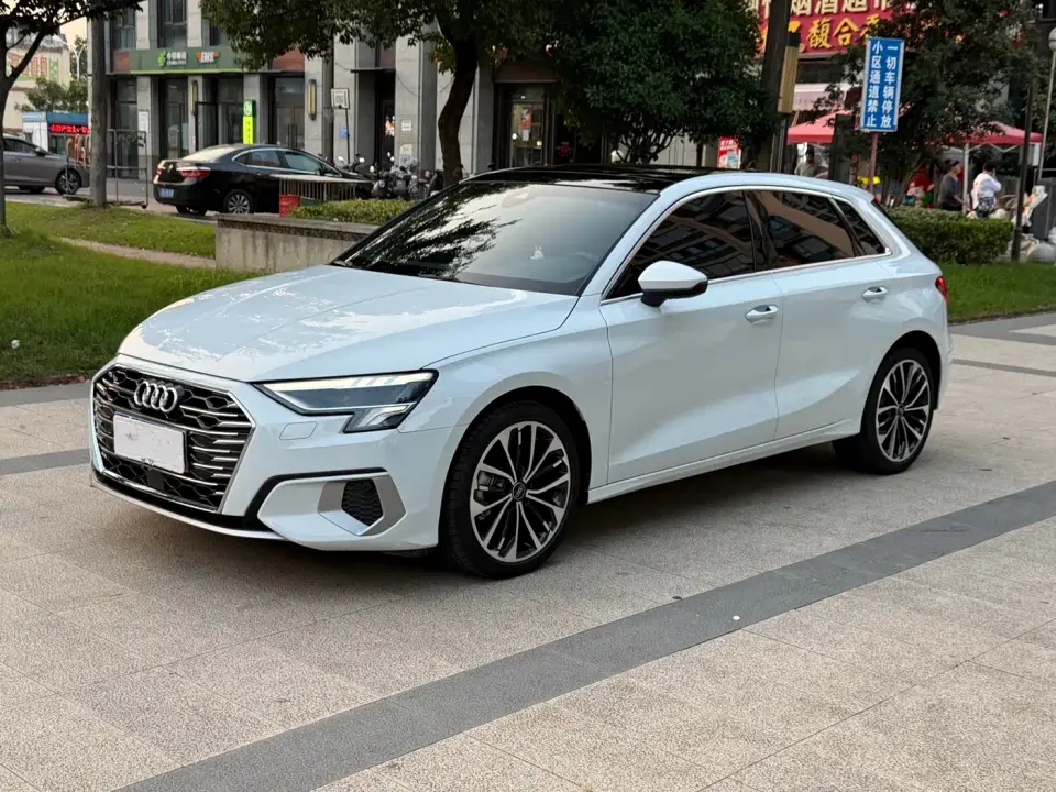Audi A3 Facelift Sportback 35 TFSI Luxury Elegance 2024