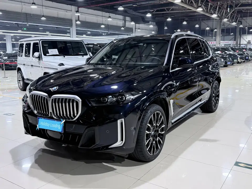 BMW X5 xDrive 30Li M Sport Package 2024