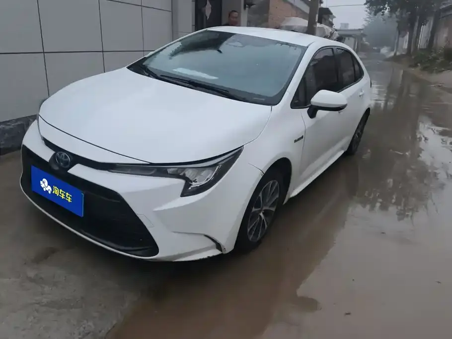 Toyota Levin Smart Hybrid 1.8L Leading Edition 2023
