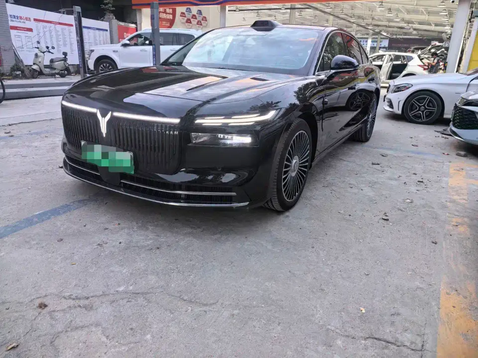 Voyah Auto VOYAH Zhuiguang L Mid-configuration Model 2025
