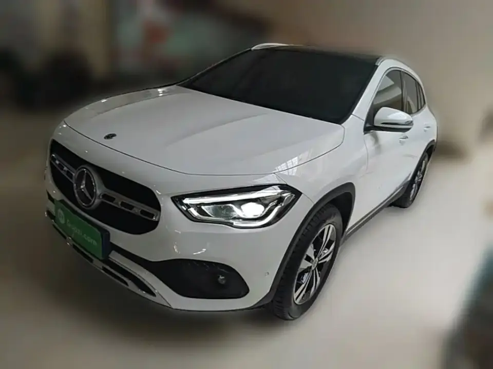 Mercedes-Benz GLA-Class Model GLA 200 2022