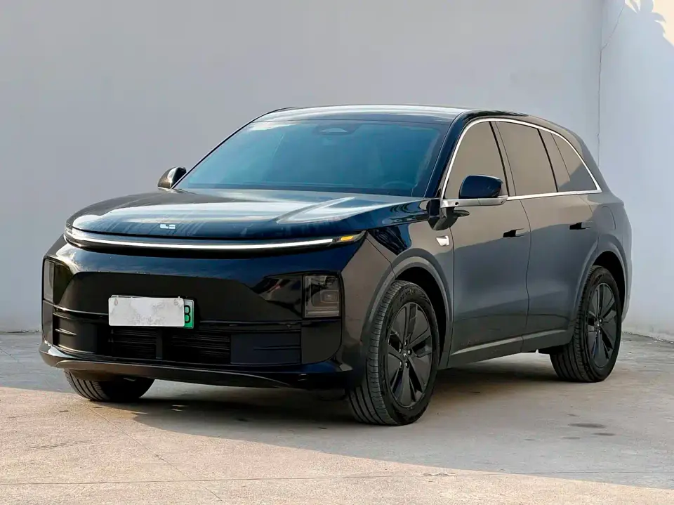 Li Auto L6 Pro 2025