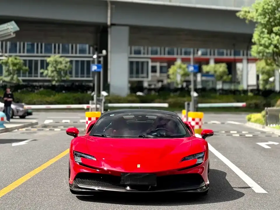 Ferrari SF90 3.9T V8 Stradale 2022
