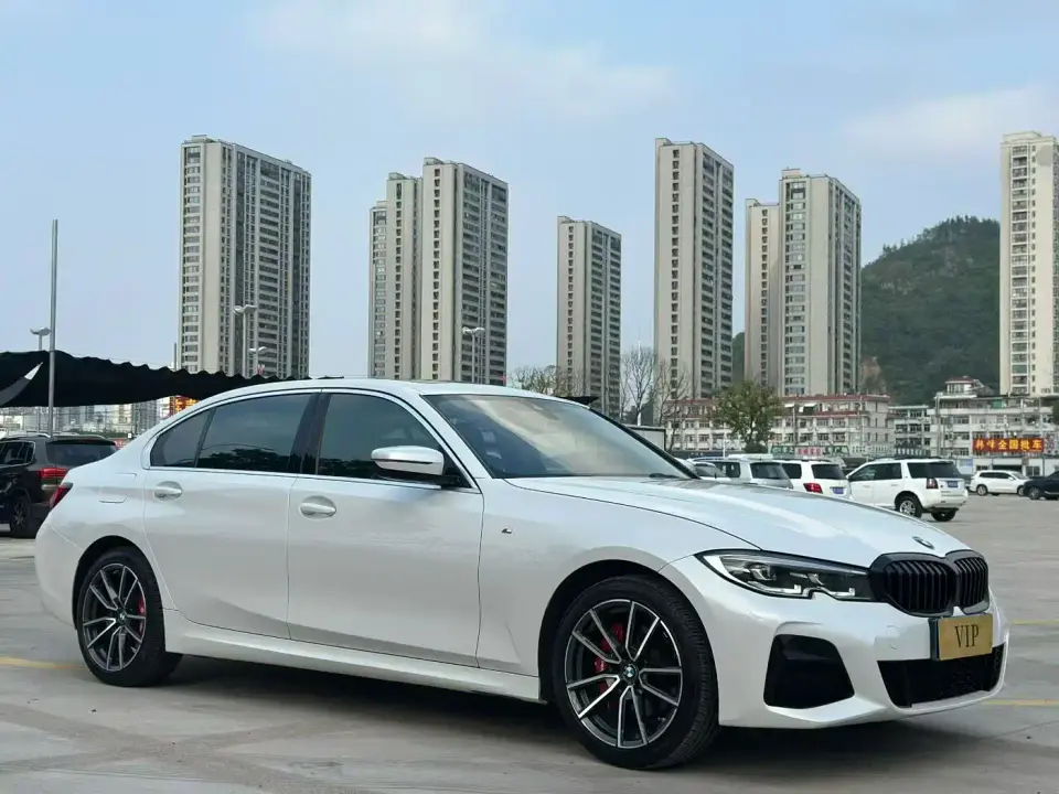 BMW 3 Series Facelift 325Li M Sport Package 2022