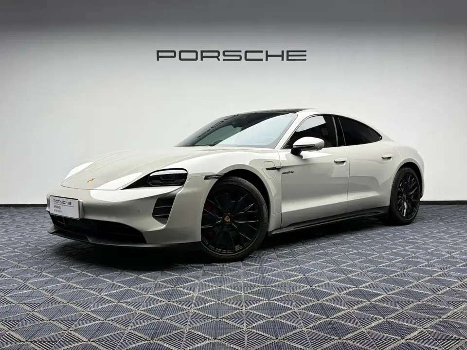 Porsche Taycan Taycan GTS 2024