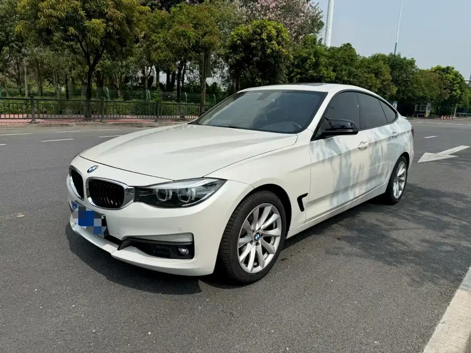 BMW 3 Series GT 320i Fashion 2019