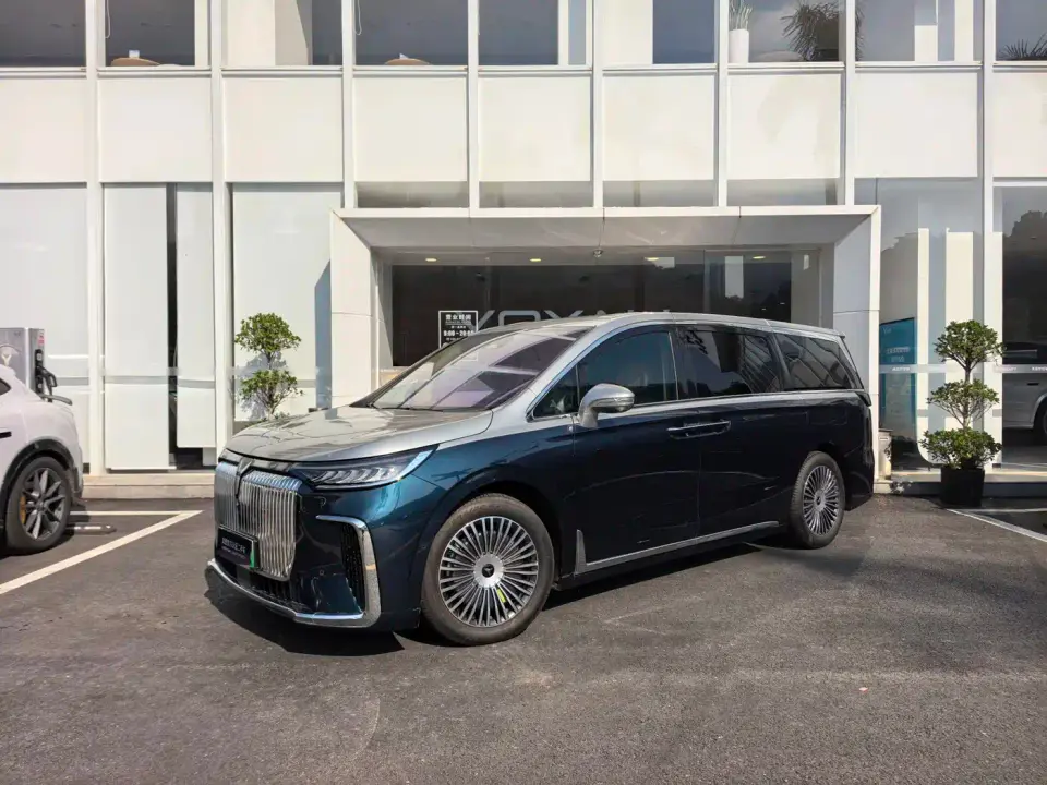 Voyah Auto Voyah Dreamer PHEV AWD Flagship Kunpeng Edition 2024