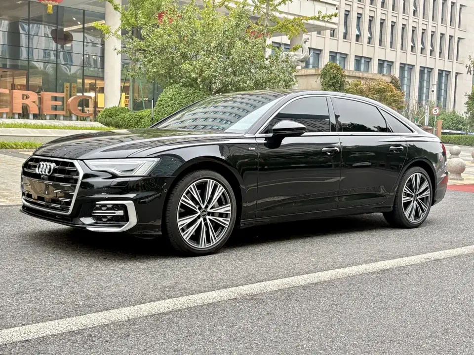 Audi A6L 55 TFSI quattro Exclusive Sport 2025