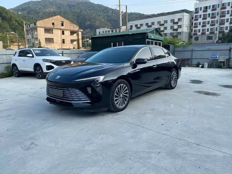 Buick LaCrosse 28T Premium Edition 2023