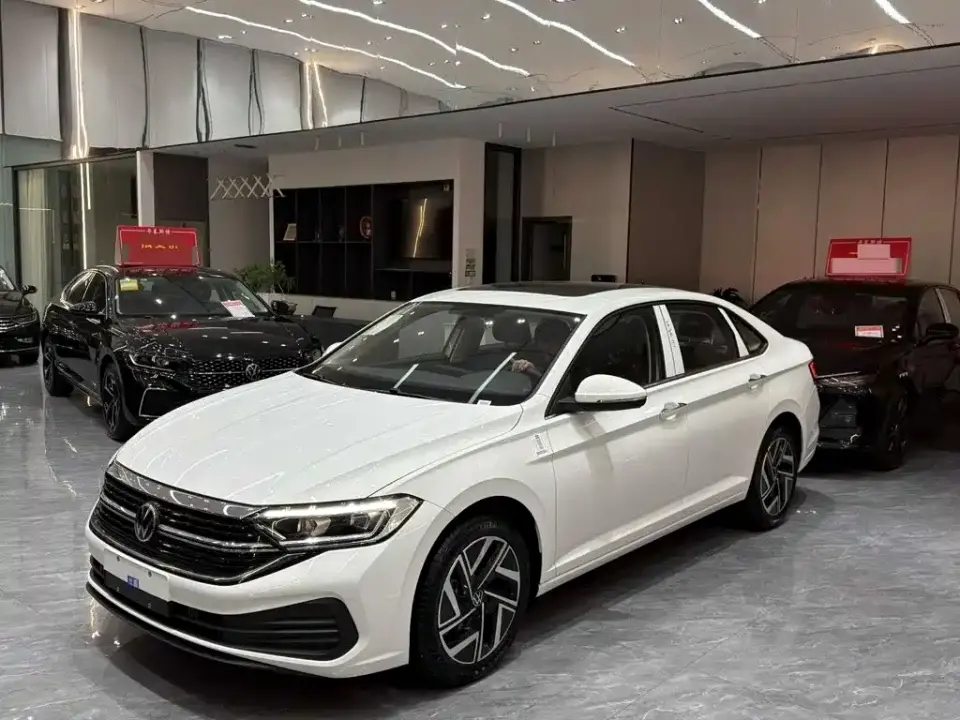 Volkswagen Sagitar Facelift 300TSI DSG Beyond Edition 2026
