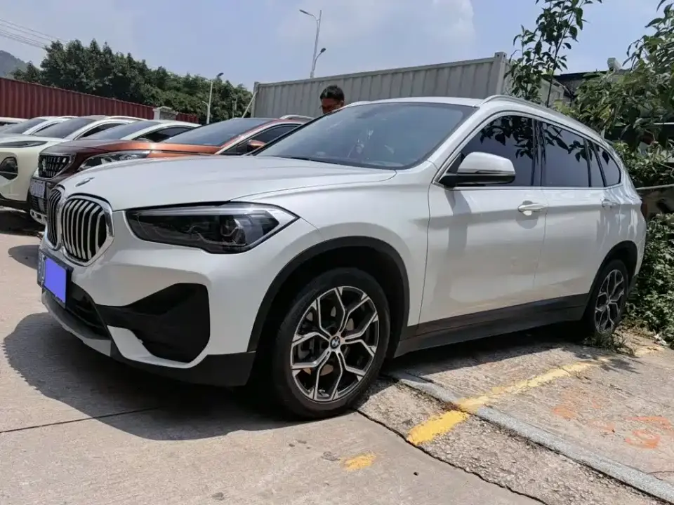 BMW X1 sDrive25Li Leading 2022