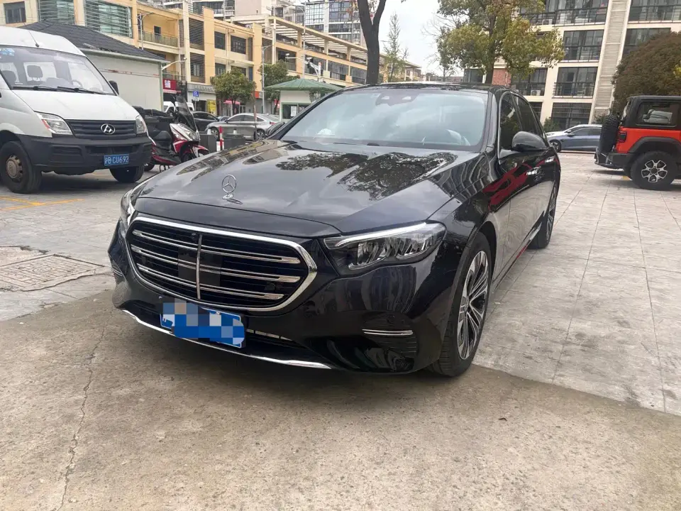 Mercedes-Benz E-Class Facelift E 300 L Fashion Sport 2025