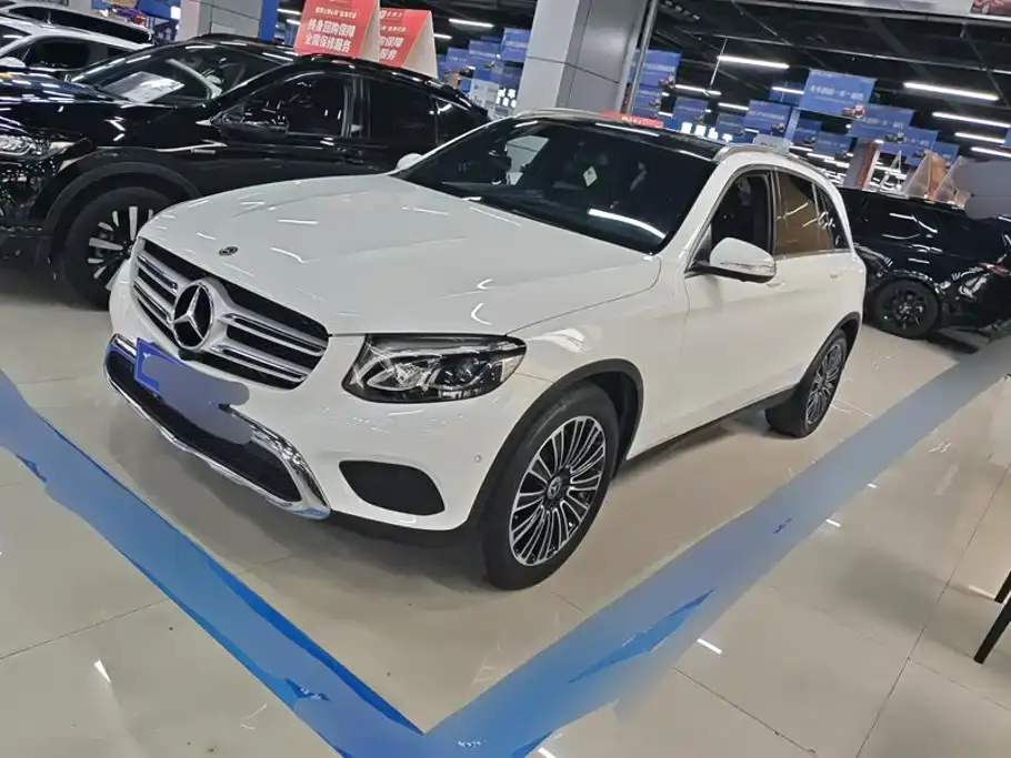 Mercedes-Benz GLC-Class Model GLC 200 L 4MATIC 2019