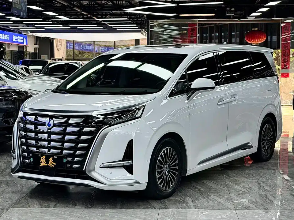 Denza D9 DM-i 970 AWD Flagship 2023
