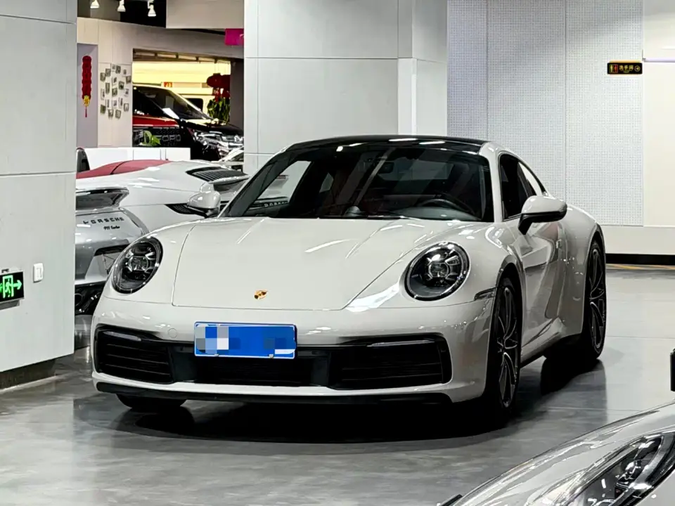 Porsche 911 Carrera 3.0T 2021