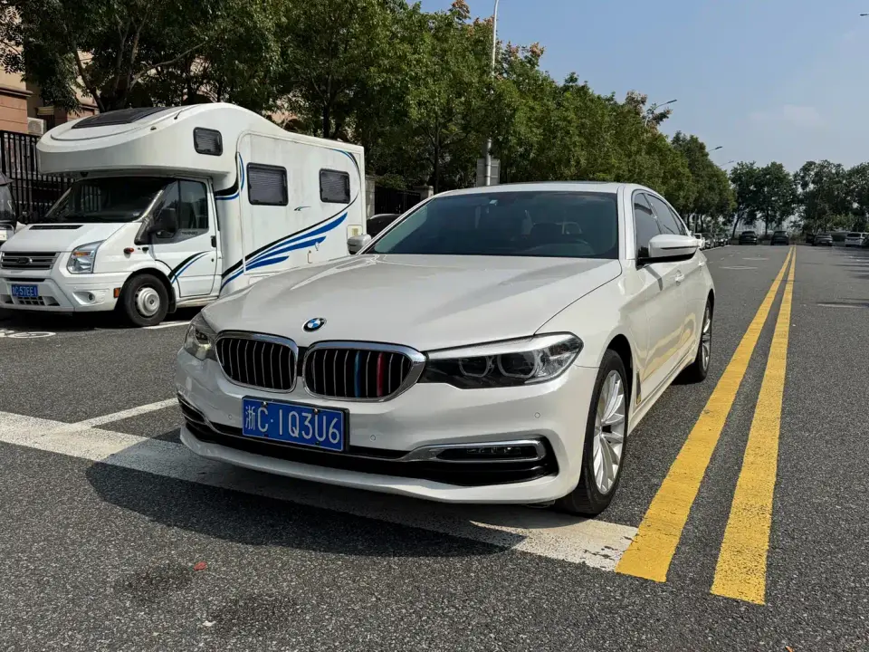 BMW 5 Series 525Li Luxury Package 2019