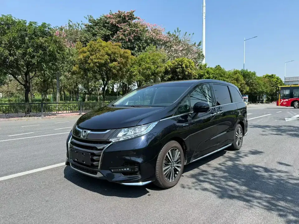Honda Odyssey 2.0L Sharp Exclusive Edition 2021