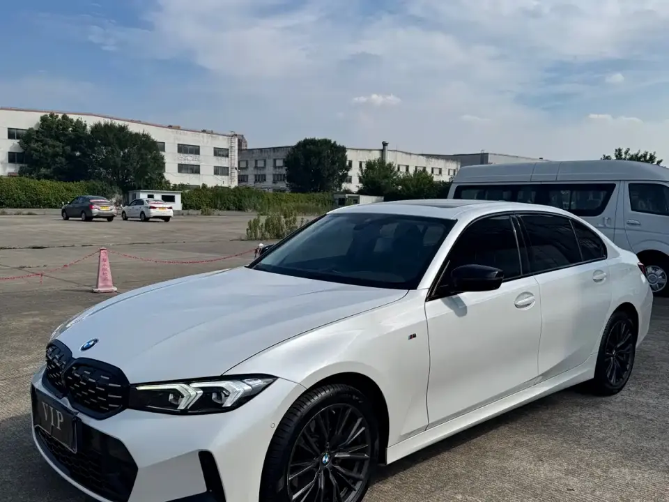 BMW 3 Series 325Li M Sport Shadowline Package 2024