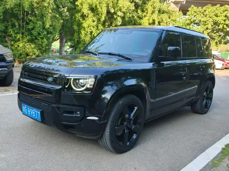 Land Rover Defender Model 110 3.0T P400 X-DYNAMIC HSE 2022