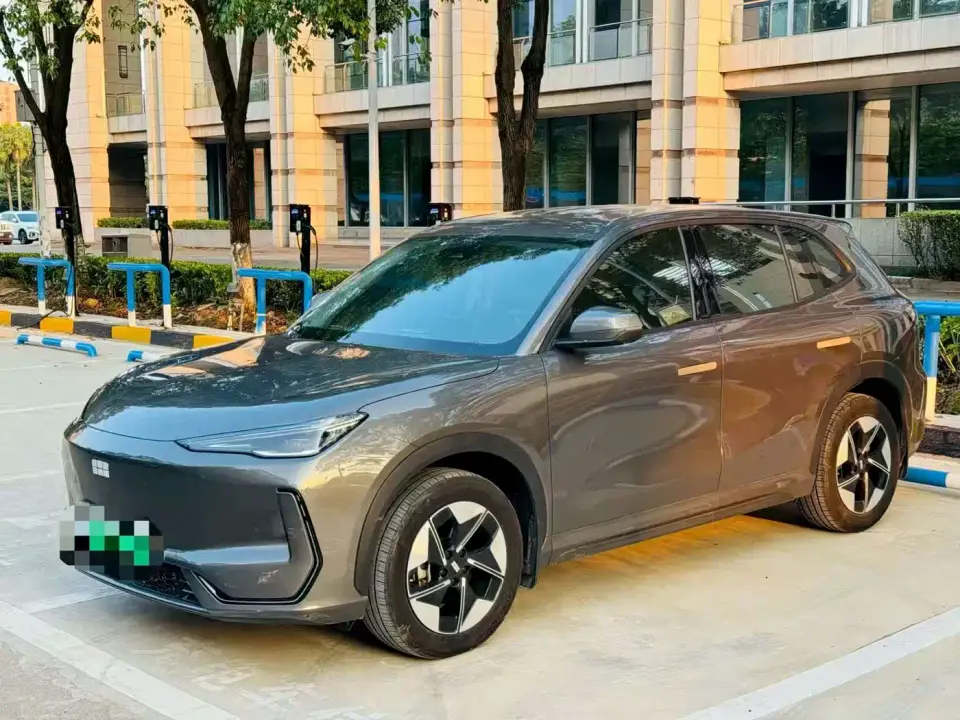 Geely Galaxy Galaxy E5 530km Voyage Edition 2024