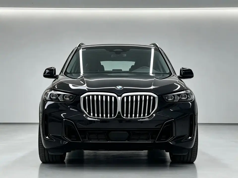 BMW X5 Model xDrive 30Li Exclusive M Sport Blackout Package 2025