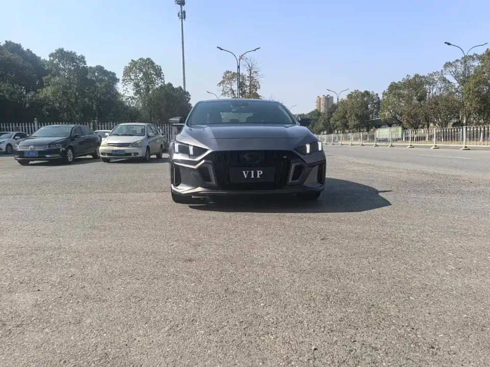 GAC Trumpchi Emkoo 270T DCT J16 R-style Track Edition 2022