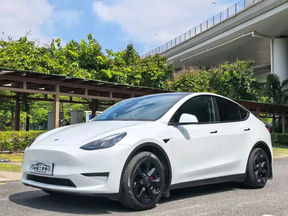 Tesla Model Y Facelift Long Range All-Wheel Drive Version 2023