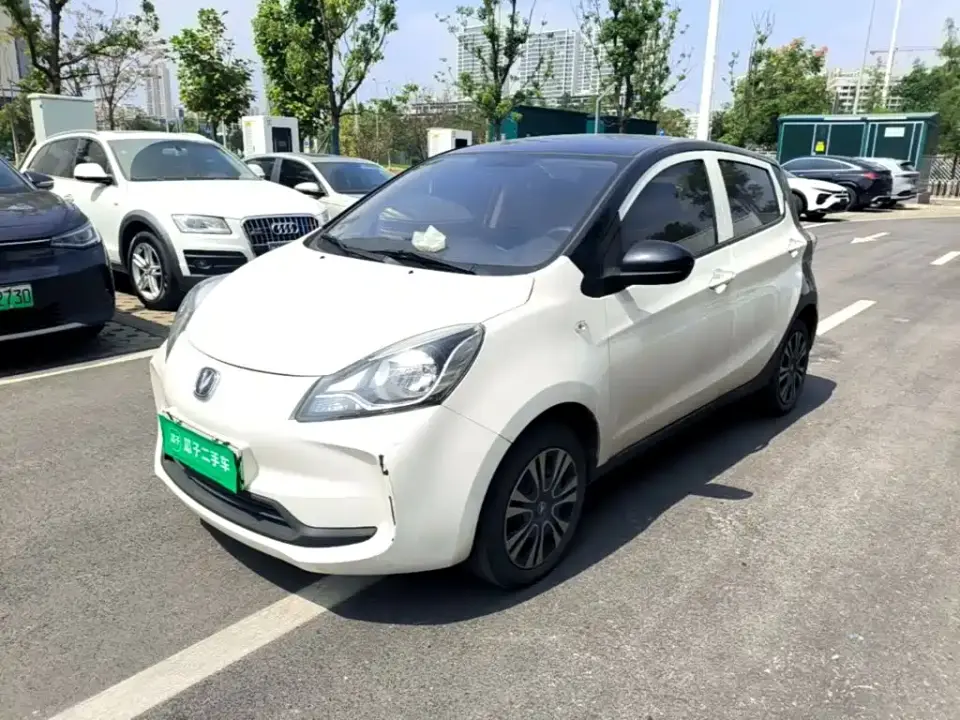 Changan Benben E-Star National Edition Heartjoy LFP (31.86kWh) 2022