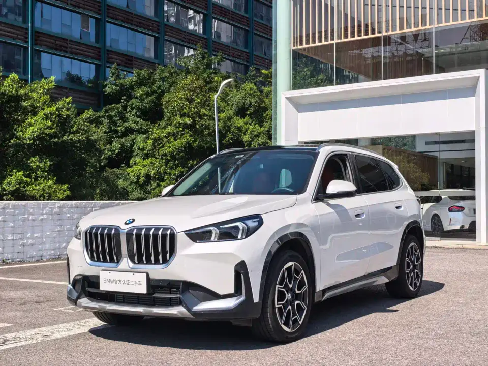 BMW X1 sDrive25Li X Design Package 2025