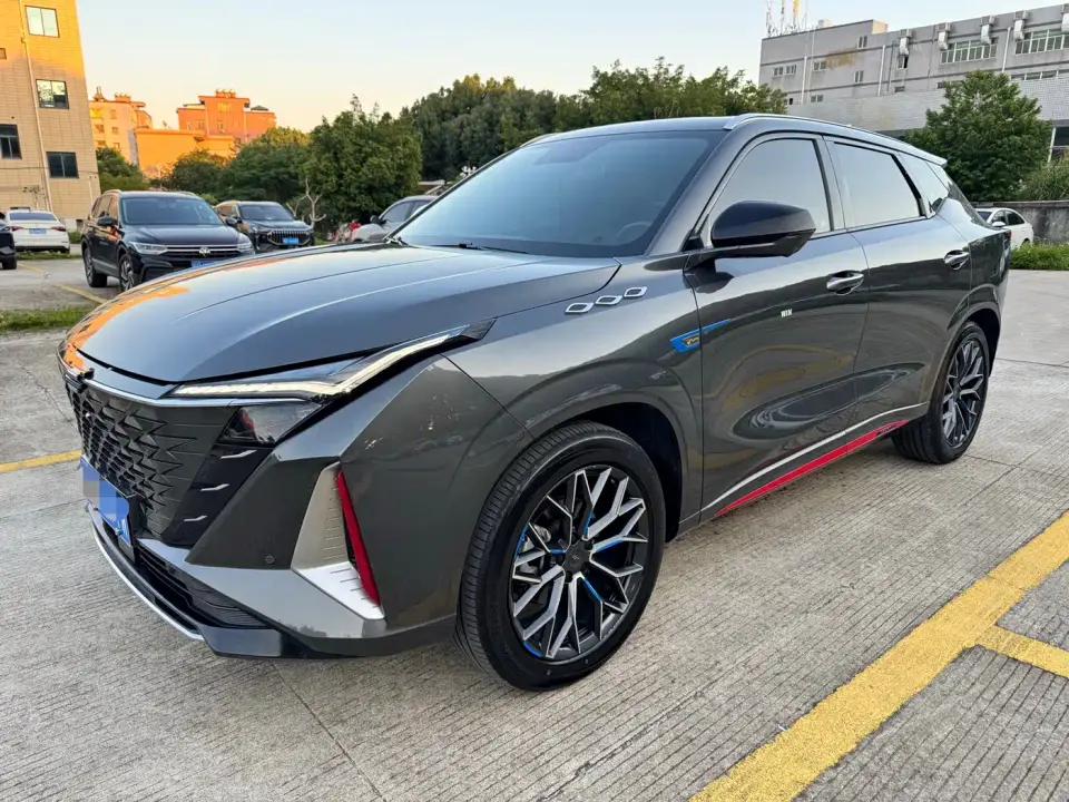Changan Oshan Z6 Blue Whale 1.5T DCT Intelligent Premium 2024