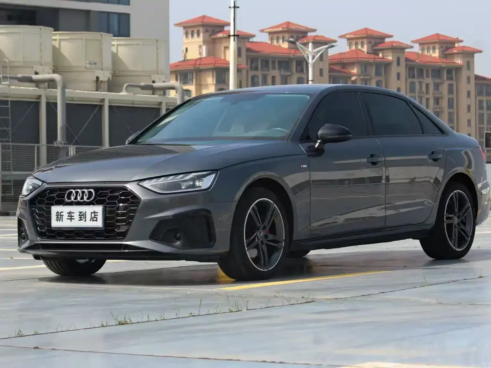 Audi A4L 40 TFSI Luxury Sport 2023