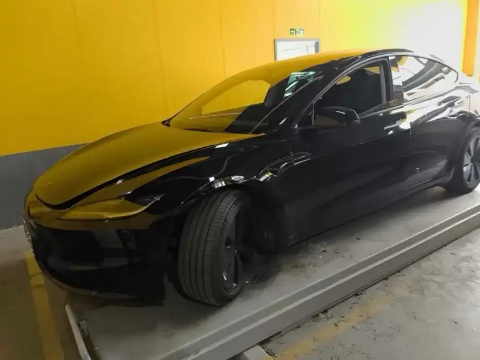 Tesla Model 3 Rear-Wheel Drive 2024