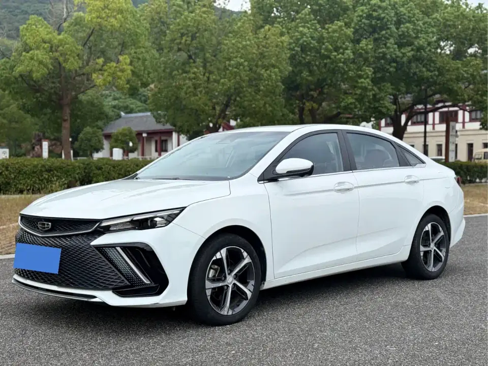 Geely Emgrand L 1.4T CVT Supreme 2022
