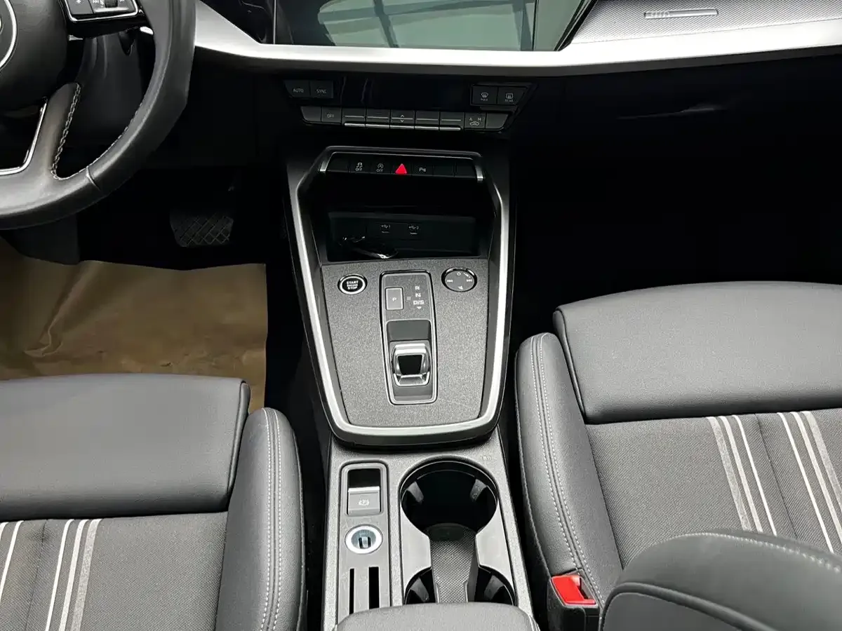 Audi A3 A3L Limousine 35 TFSI Fashion Sport 2023 — фото 11