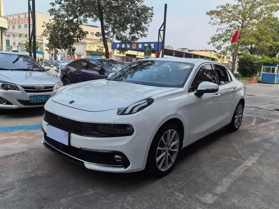 Lynk & Co 03 1.5TD DCT Power Pro Version China V 2019