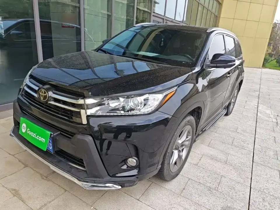 Toyota Highlander 2.0T AWD Premium 7-Seater 2021