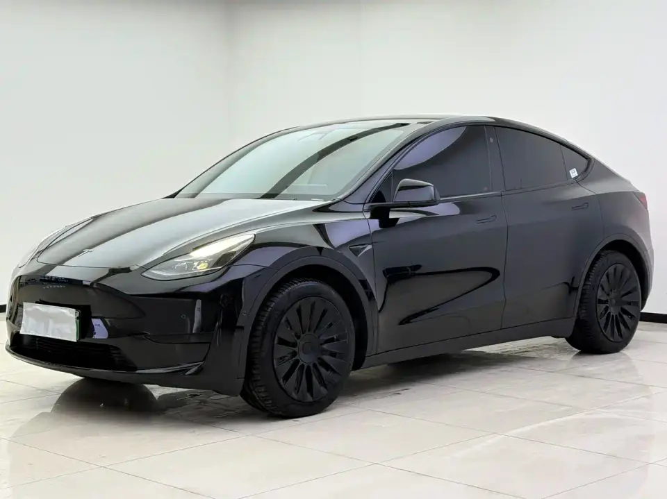 Tesla Model Y Facelift Rear-Wheel Drive Version 2023