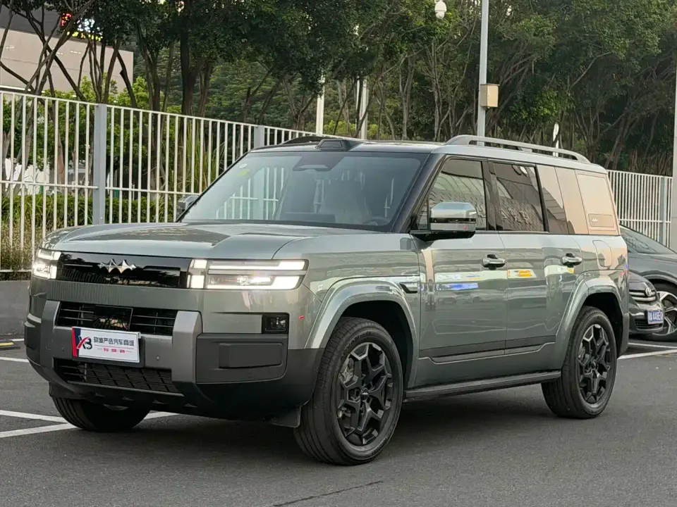 Fangchengbao Titanium 7 AWD Base Model 2026