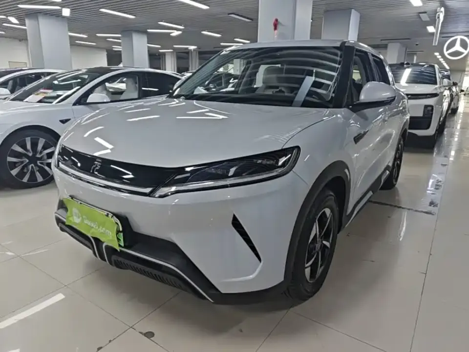 BYD Yuan UP 401KM Leading Edition 2024
