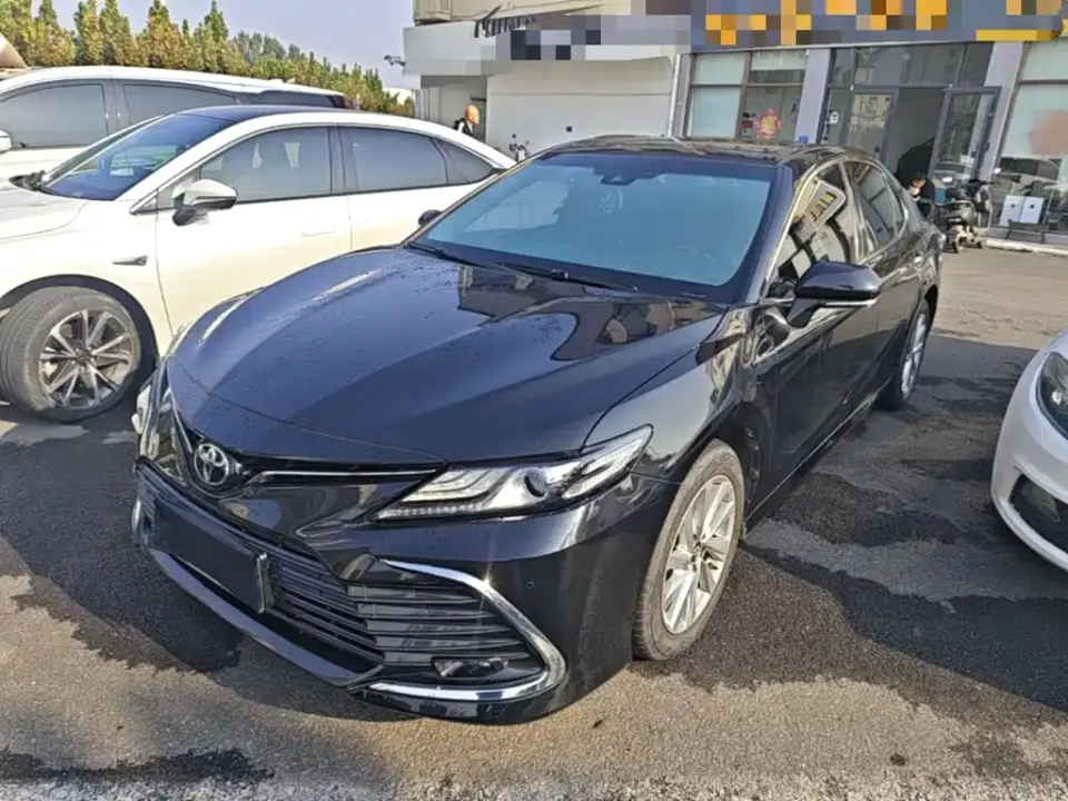 Toyota Camry 2.0G Luxury Edition 2022