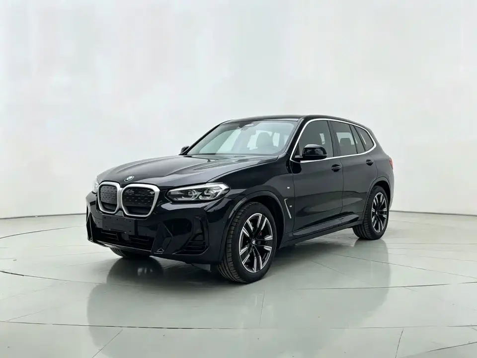 BMW iX3 Leading Edition 2024