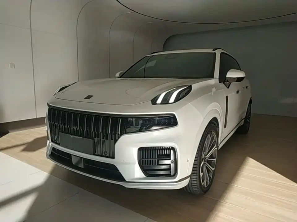 Lynk & Co 09 2.0T Halo 6-Seater 2022
