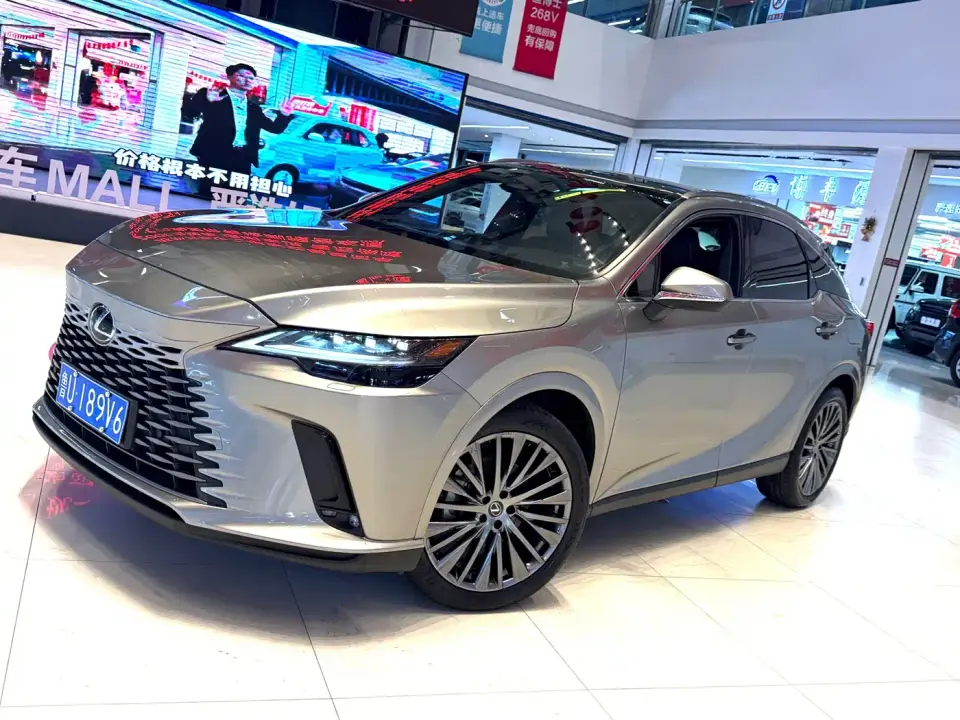 Lexus RX 350h 4WD Pure Edition 2023