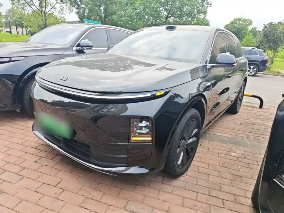 Li Auto L6 Pro Smart Renewal Edition 2025