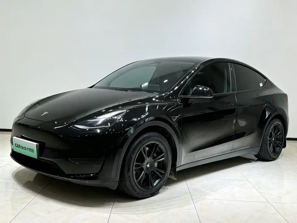 Tesla Model Y Facelift Rear-Wheel Drive Version 2023