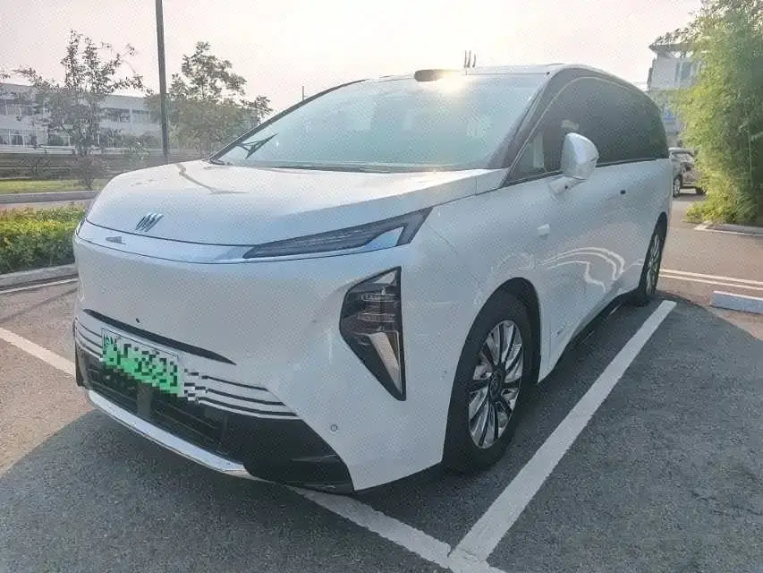 Buick Zhijing Shijia Model PHEV Base Version 2026