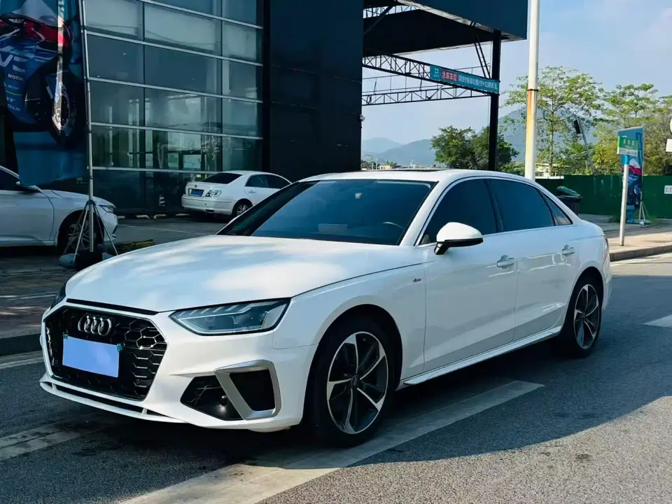 Audi A4L 40 TFSI Fashion Dynamic Edition 2021