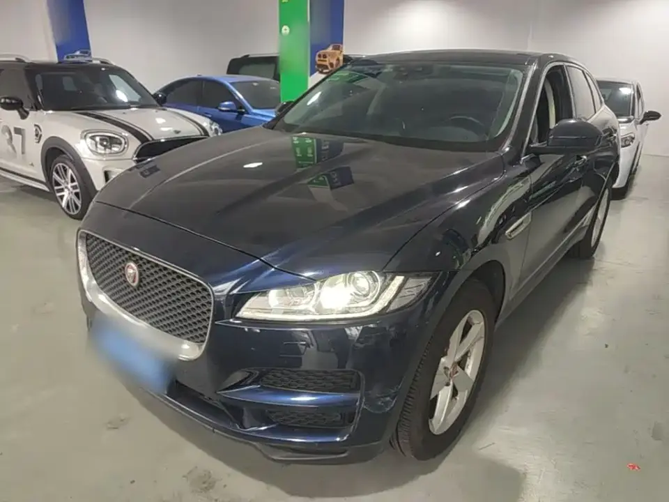 Jaguar F-PACE 2.0T Urban Premium Edition 2020